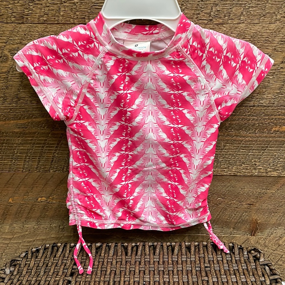 Snapper Rock Short Sleeve Rashguard Top Pink & White Size 3